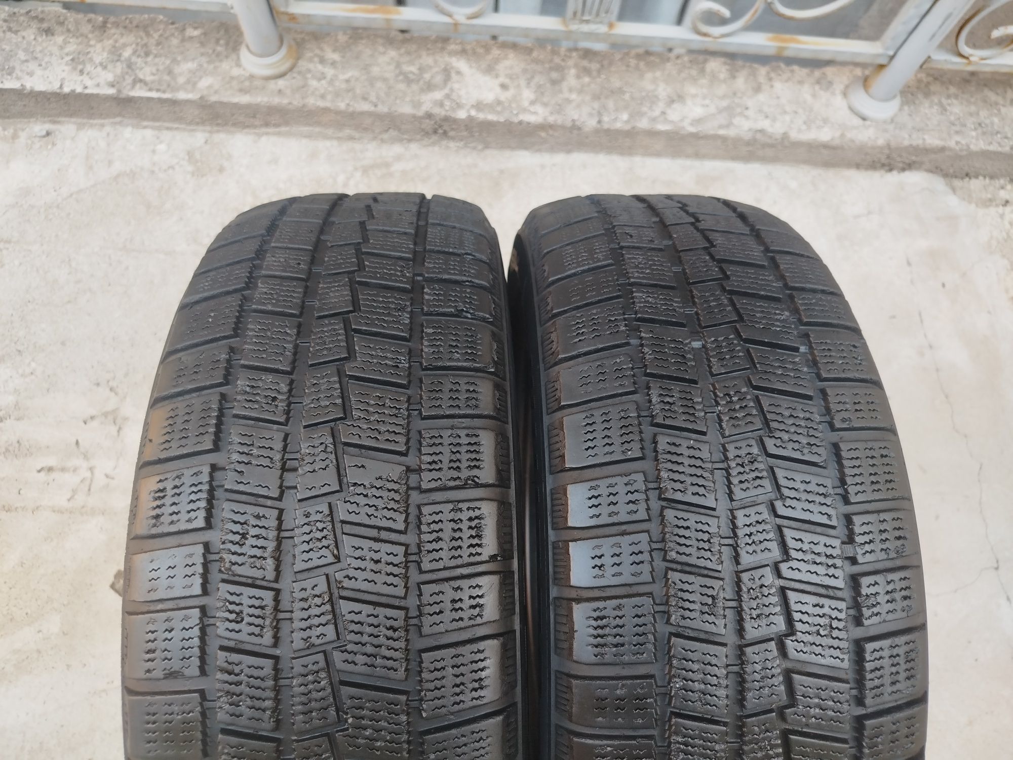 195 60 R15 Shina Zimniy 2 dona