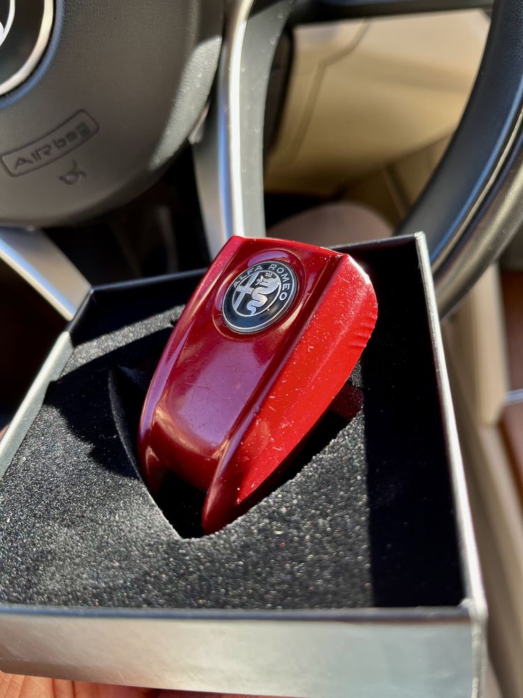 Капаче ключ Alfa Romeo