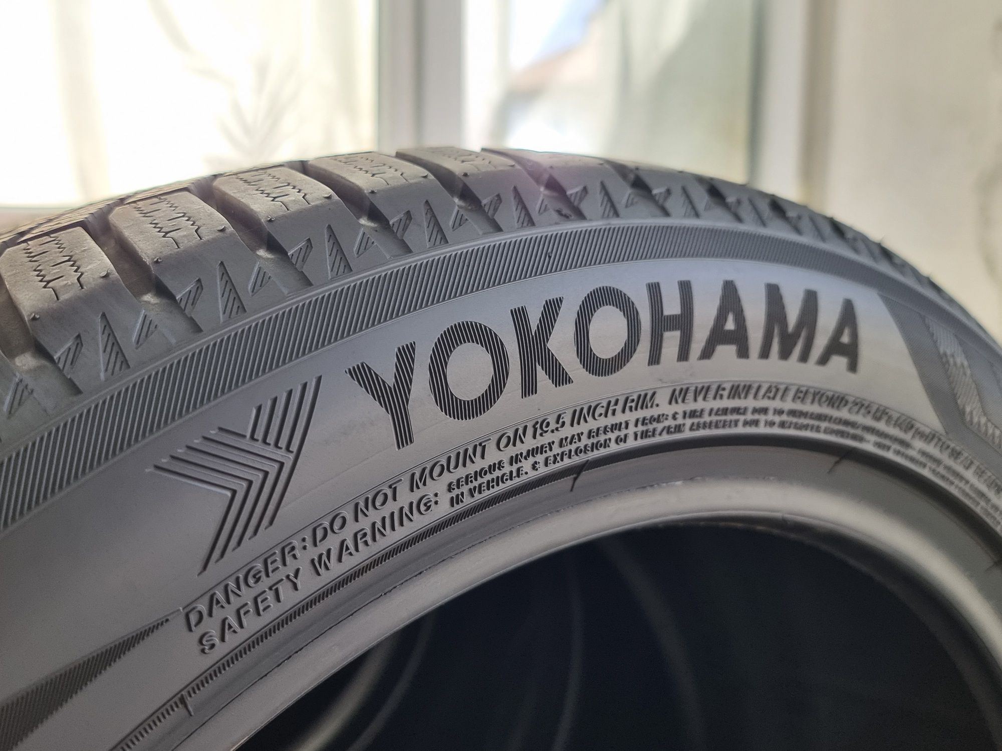 "Dot 24" 245/45/19 Yokohama 4Броя: 850лв 7.5мм