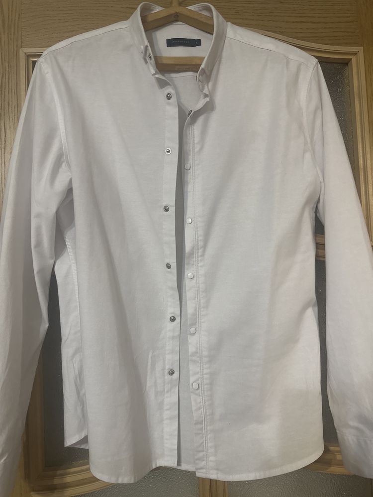Белые стильные рубашки размер46-48