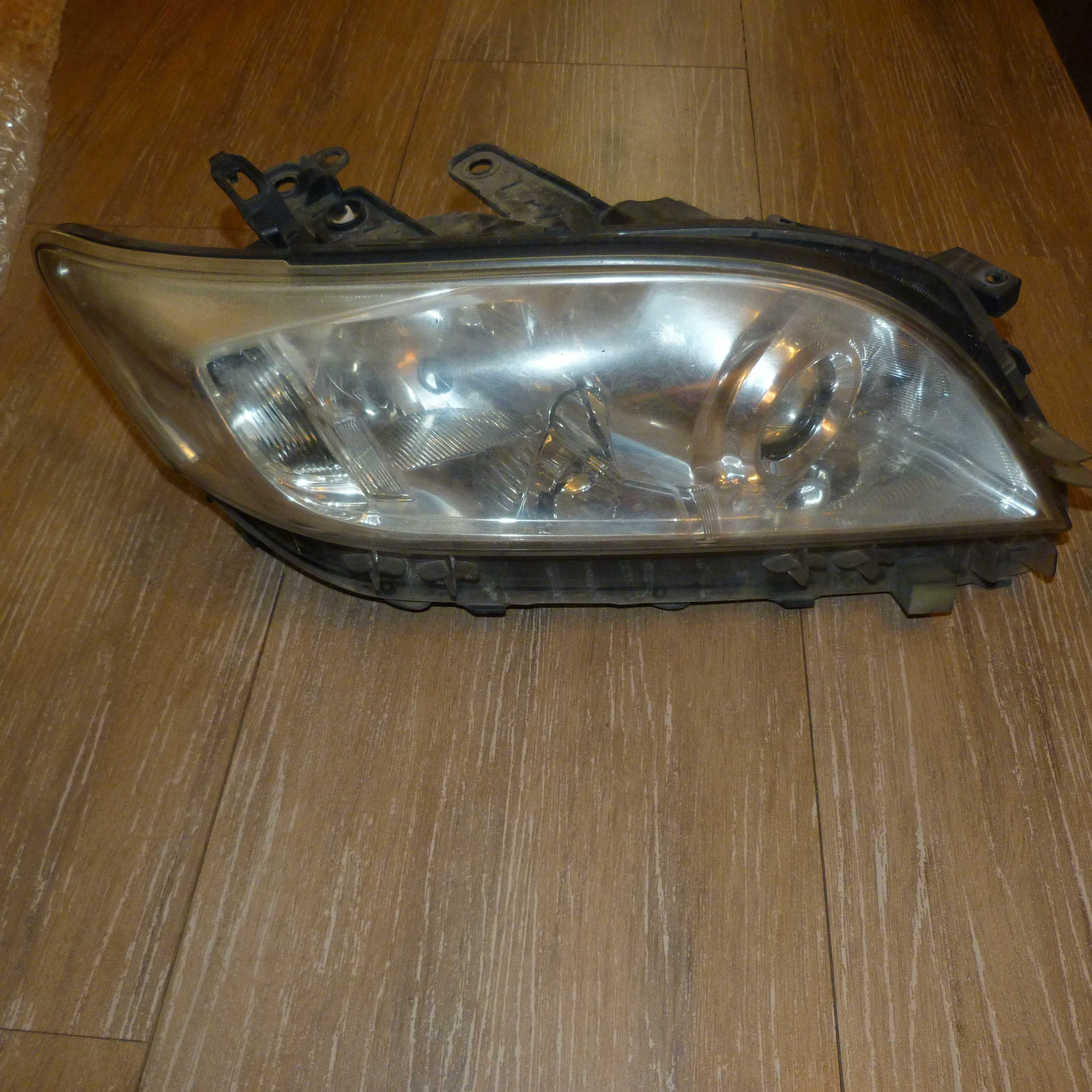 Фарове Toyota Rav4 фейслифт