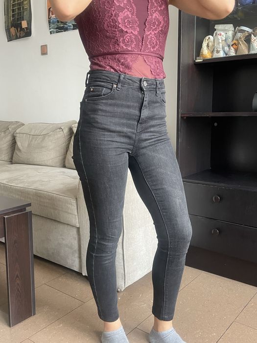 High Waist черни дънки
