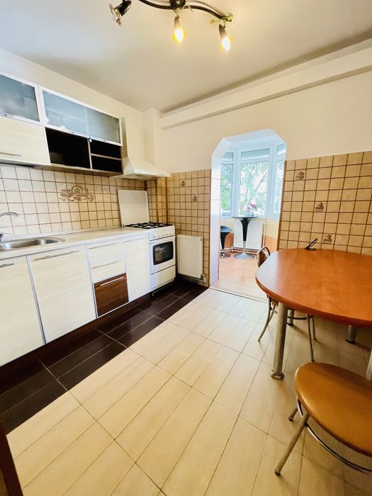 Vand Apartament 2 camere decomandate IC Frimu  - proprietar