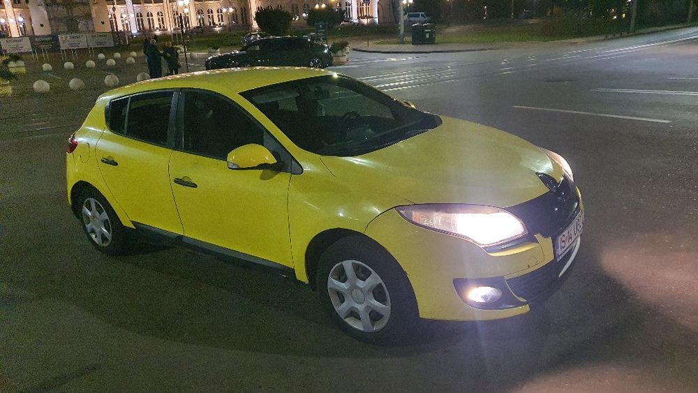 Renault megane 3 1.5 110 cp 2013(nu logan )