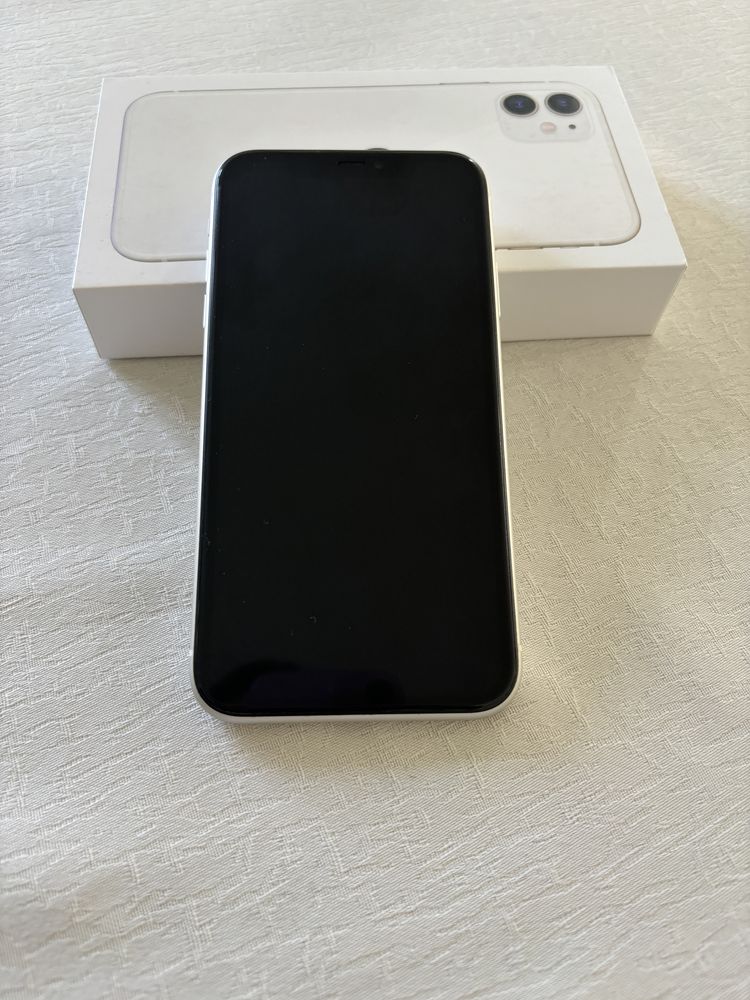 Iphone 11 alb 64 GB