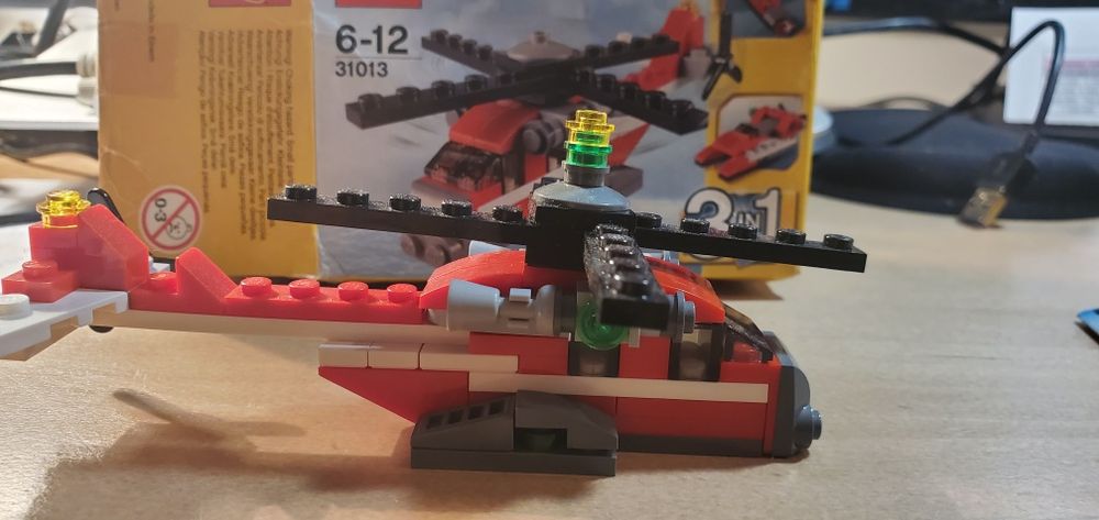 Lego Creator Elicopter 6-12 ani nr. 31013