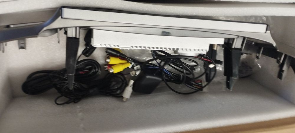 Мултимедия за Toyota Rav 4