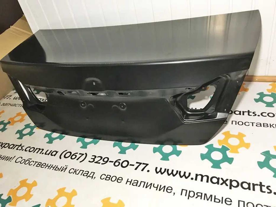 Крышка багажника Toyota Camry 50/Тойота Камри 50 (Euro)