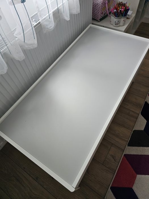Masa Ikea pentru copii