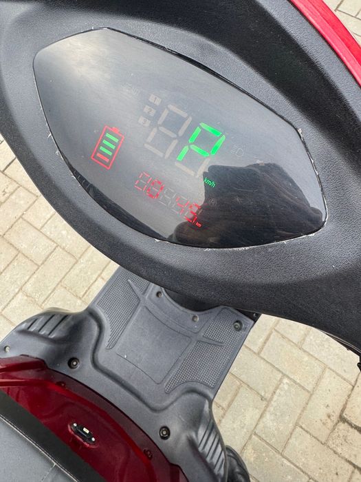 De vanzare Tricicleta electrica in Sanpetru