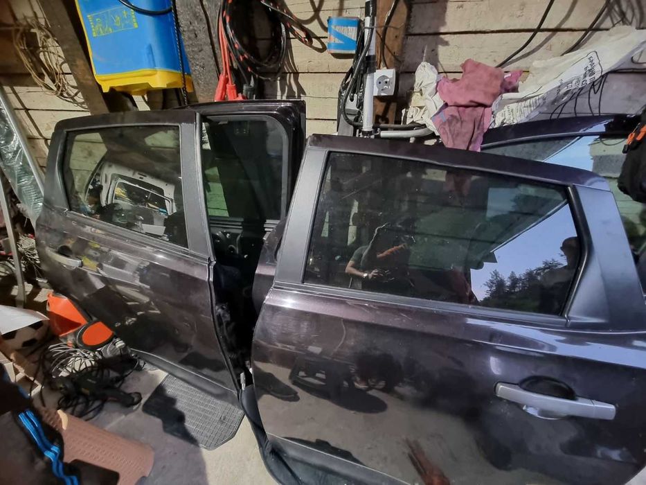 Врати Nissan Qashqai 2009 150ps Purple Metallic, Purple Pearl