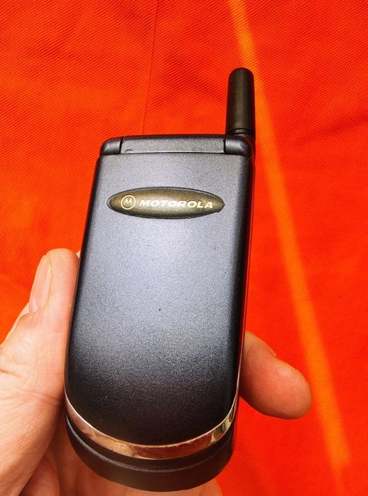 Motorola v50 kramer ( decodat, stare foarte buna)
