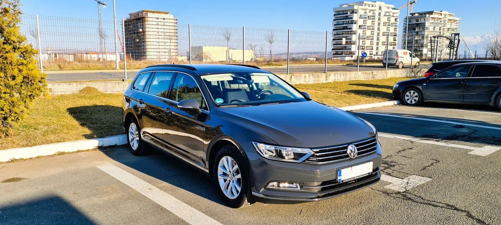 Volkswagen Passat Automată/TVA deductibil/ANVELOPE x 8/ECHIPAMENTE/Cumpărată d la VW