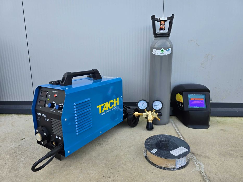 КОМЛЕКТ 250А Professional Телоподаващо с евробукса 4м с дисп  TACH МАХ