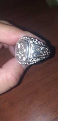 Серебренная кольцо пертцен