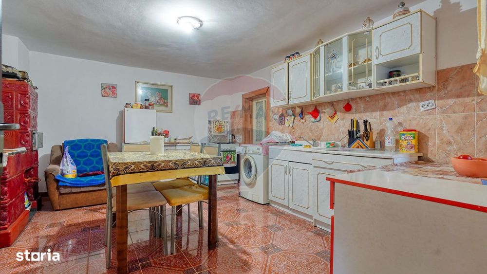 Proprietate 691 mp + anexe, ideal renovare – Dumbrăvița, BV