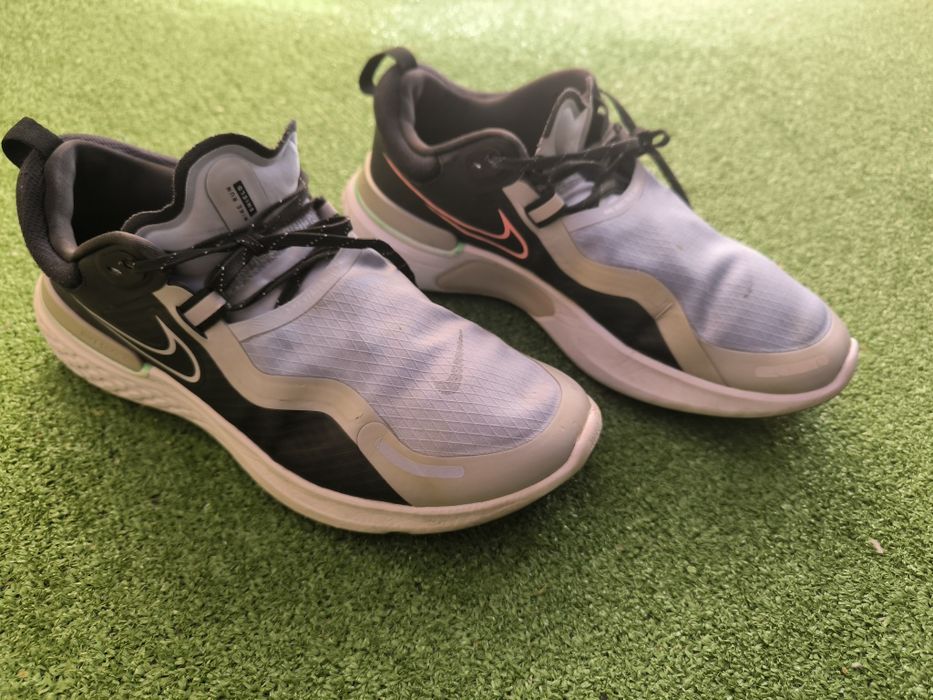 Маратонки Nike, непромокаеми