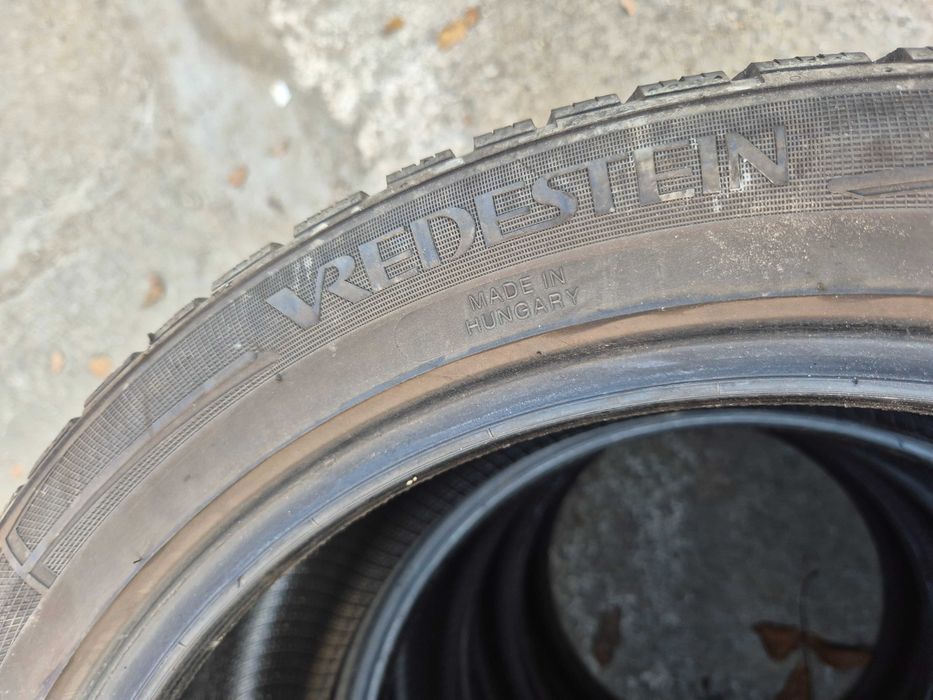 2 Anvelope de IARNA - 225/45/18 - Vredestein - Stare F BUNA DOT 2021 !