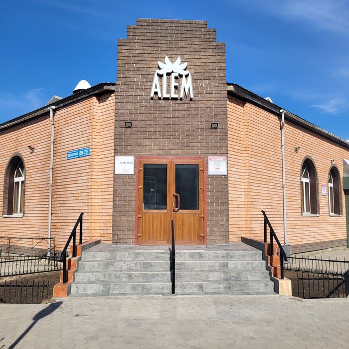 сдам в аренду бутики 10 кв.м.