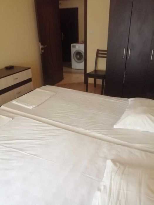 Дава се под наем Тристаен апартамент в Бургас, Славейков - 81 кв.м за 382.5 € - Снимка #1