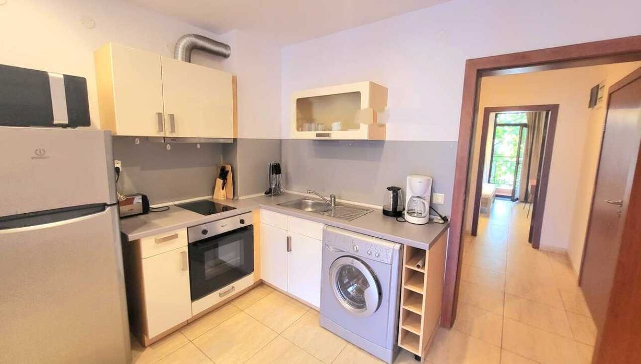 Продава се Тристаен апартамент в Свети Влас - 64 кв.м за 1250 €/кв.м - Снимка #4