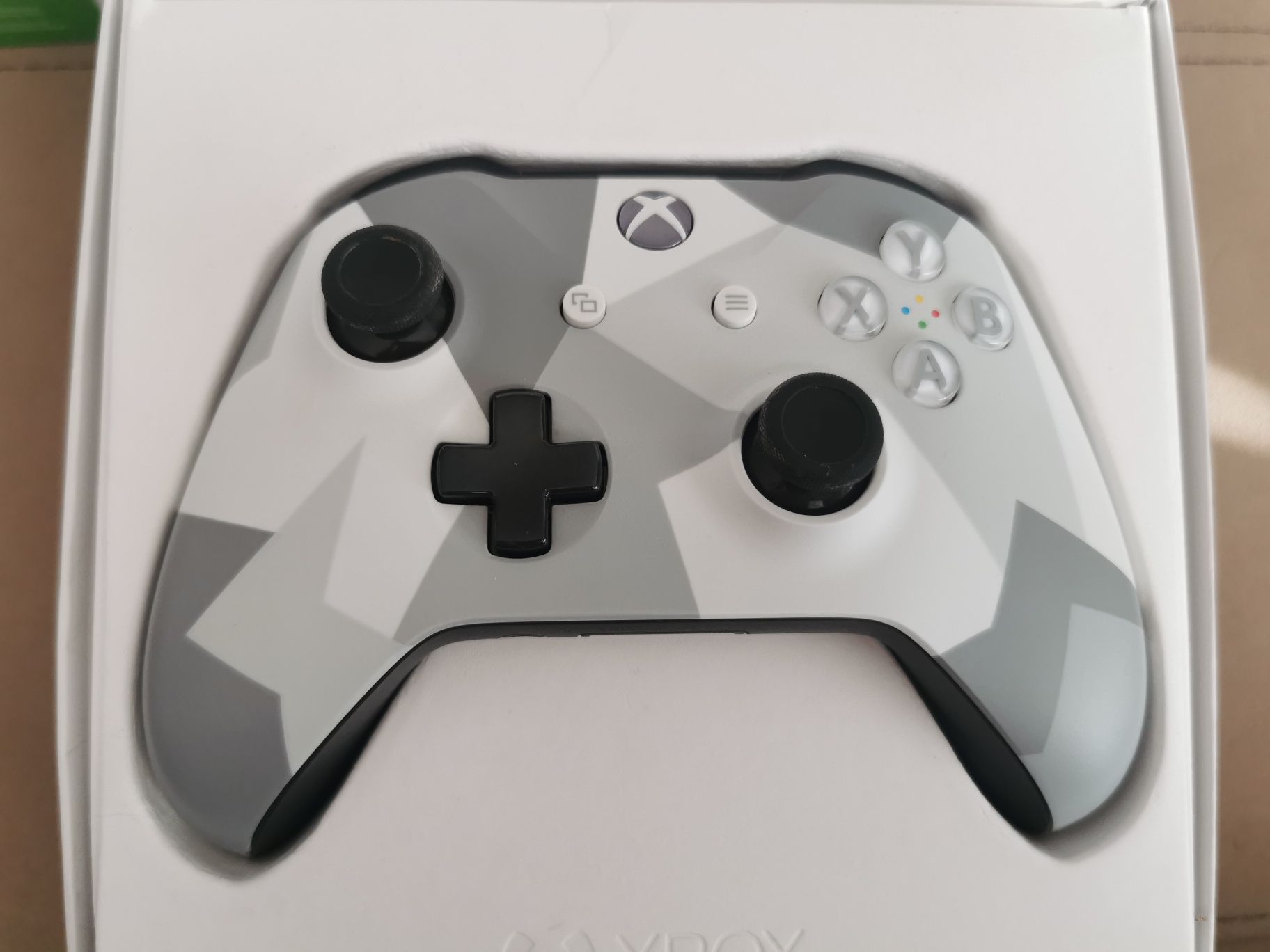 Xbox One Winter Forces Controller