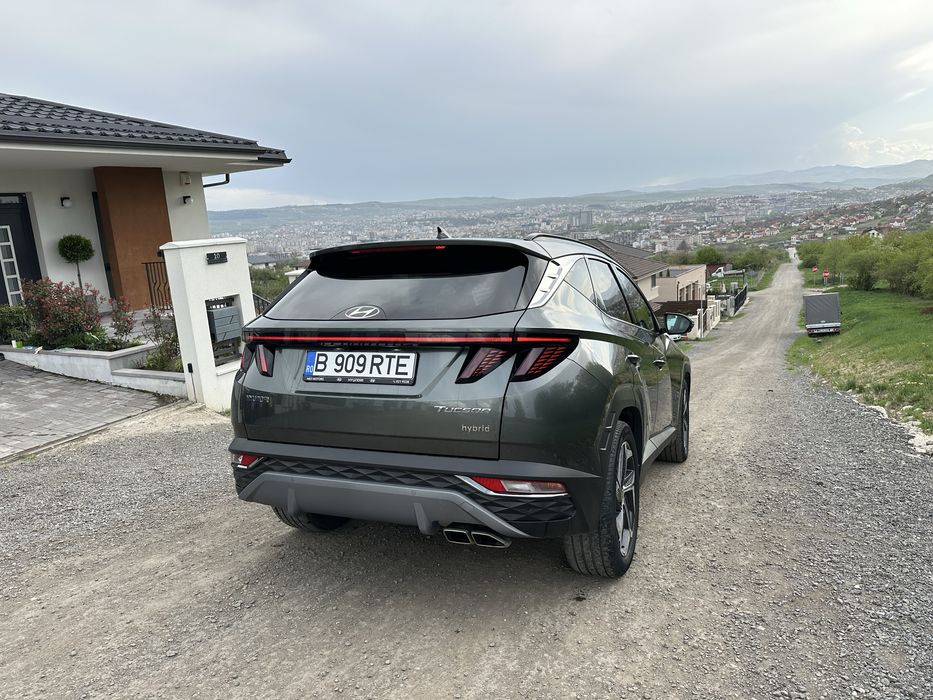 PJ Vând Hyundai Tucson Hybrid 230CP Luxury 4x4 TVA deductibil