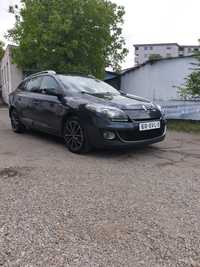 Renault Megane 3~ Bose~ 1.5dci (diesel)~ Xenon/ Panoramic/ Cameră