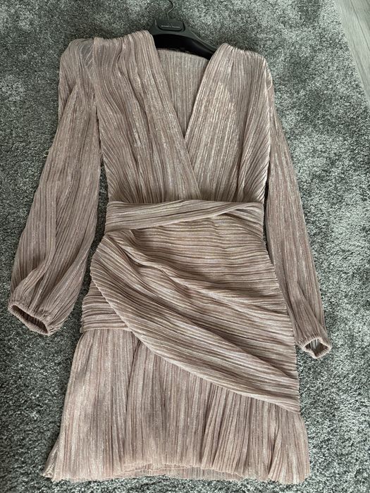 Блестяща рокля maje