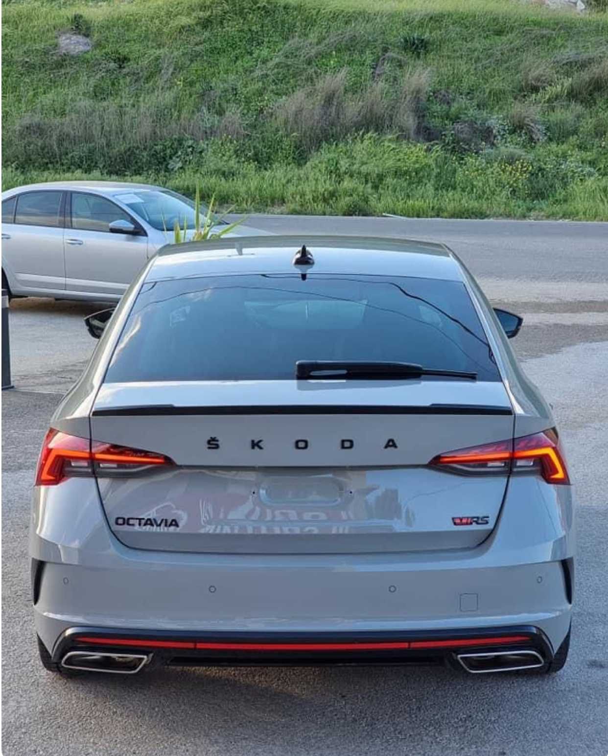Emblema mare SKODA embleme Kamiq Karoq Kodiaq Octavia Fabia Superb 4x4