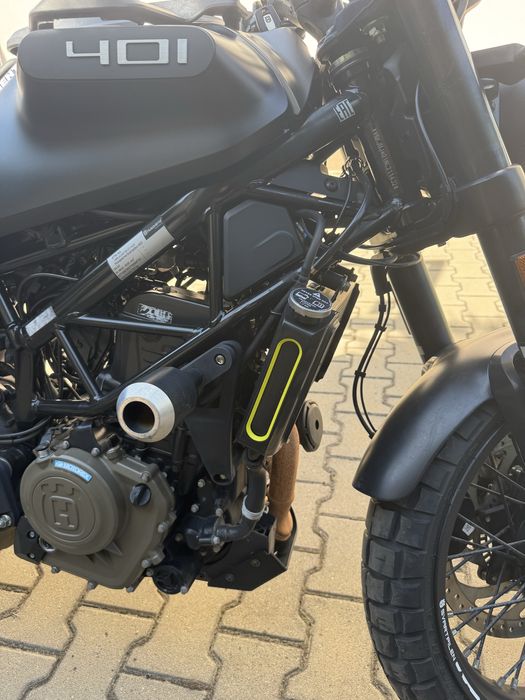 Husqvarna Svartpilen 401 - 2022