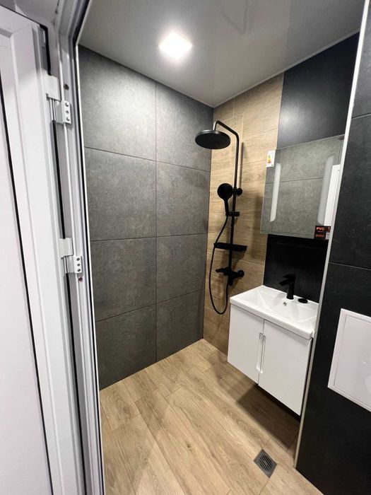 Продавам 3-стаен апартамент