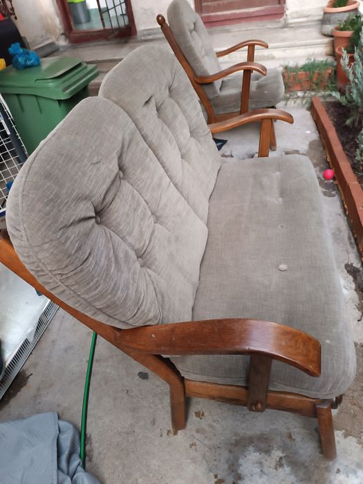 Set Canapea cu scaune din lemn masiv