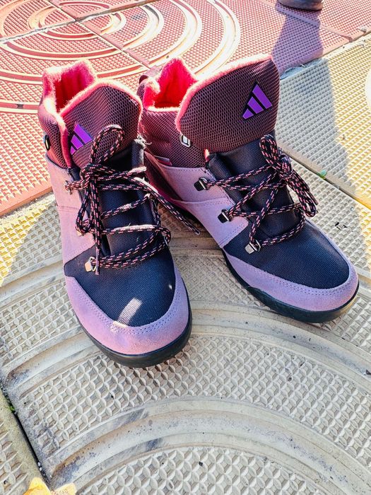 Спортни обувки Адидас - дамски ном 39