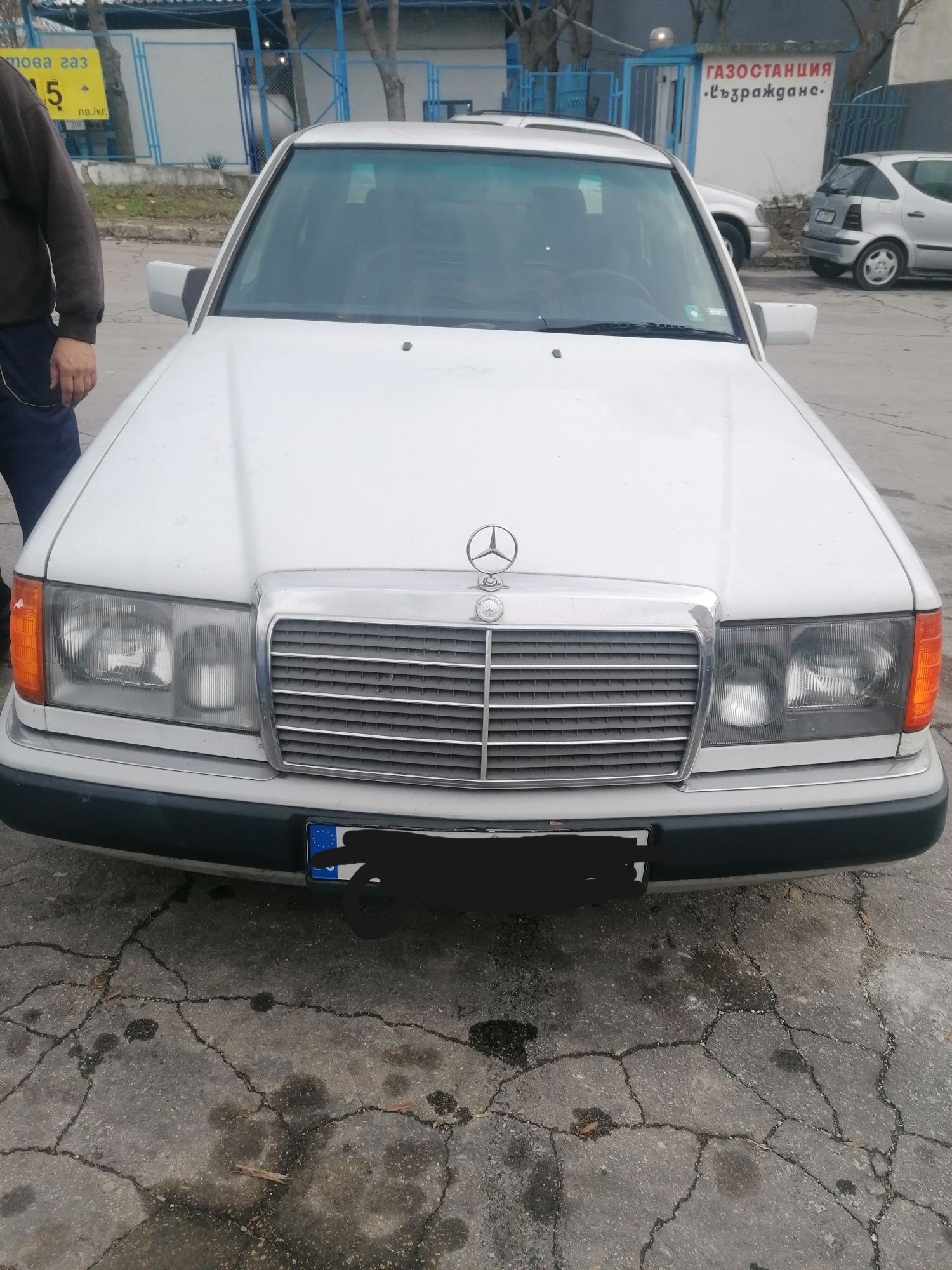 Mercedes w124 2.0 бензин НА ЧАСТИ