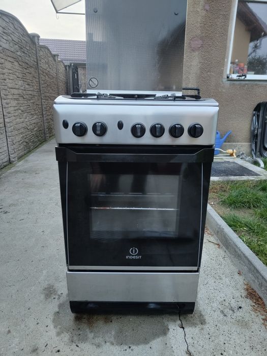 Vand aragaz indesit!