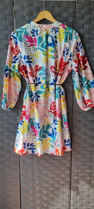 Rochita de vara cu motive florale masura XL Zara