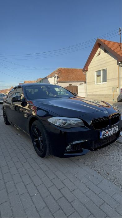 BMW F10 2010 E5.