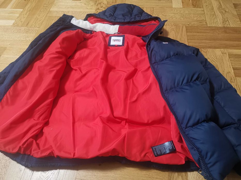 Tommy Jeans мъжко яке с гъши пух