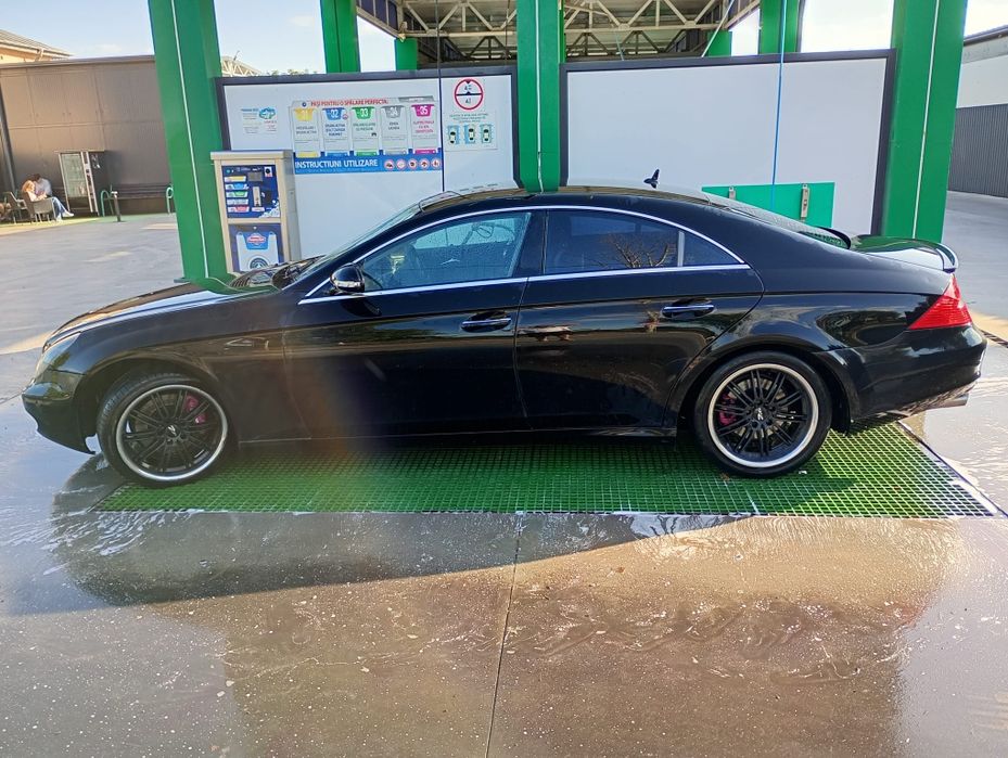 Dezmembrez Mercedes CLS, motor 3.0 cutie automata