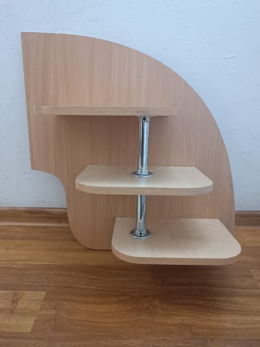 Стильная навесная полка