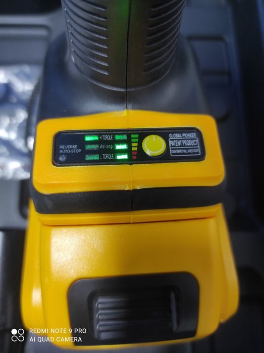 Pistol impact DEWALT 24v/5ah , 1/2 +bit bormasina