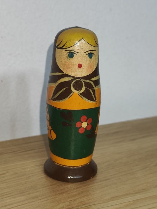 Matrioska. Păpuși lemn