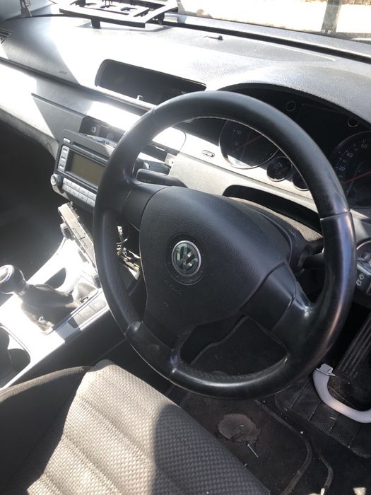 Volan passat b6 cu comenzi sau fara