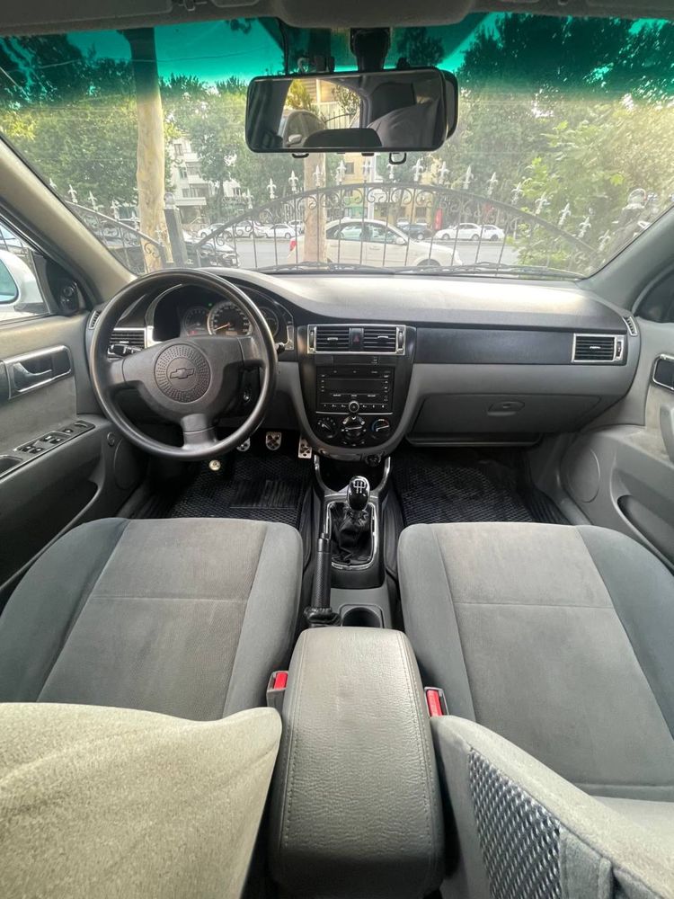 Lacetti 2011 xolati yaxshi