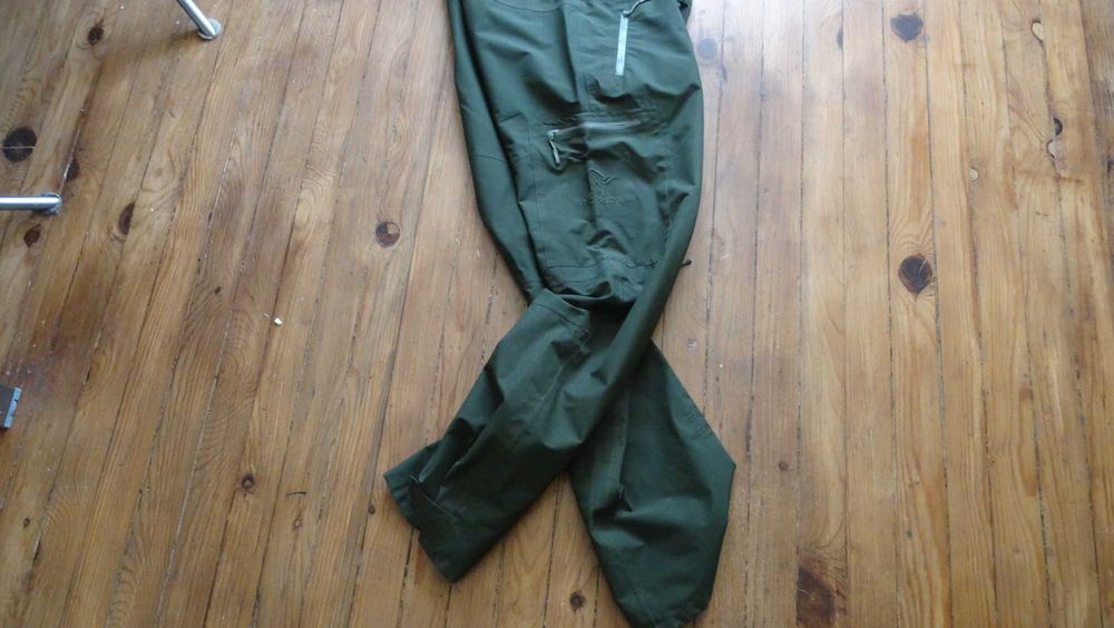 norrona XXL яке и XL панталон модел vassfaret gore tex GTX