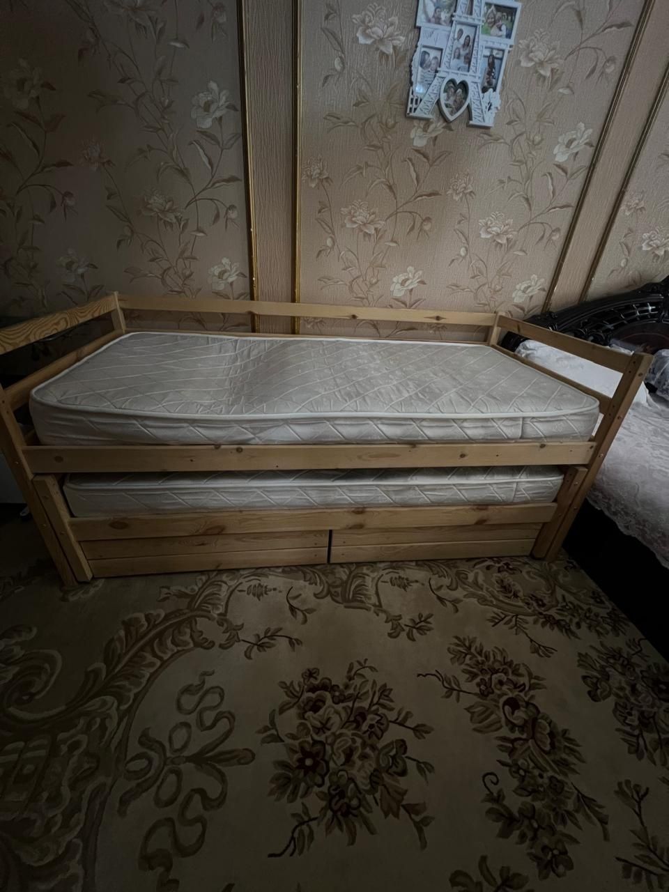 Кровать двухъярусная