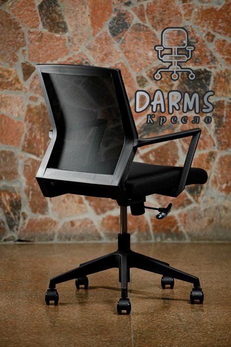 Офисное кресло универсал есть доставка 
С ро