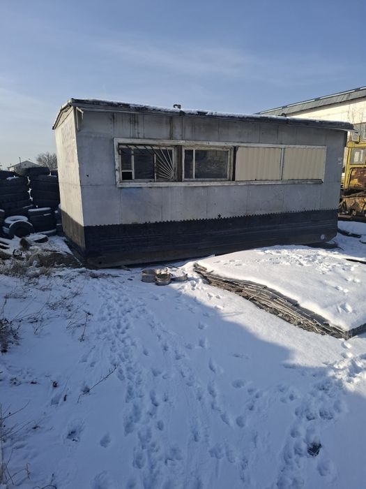Вагончик утеплённые 6 м длина 3 метра ширина в хорошем состоянии