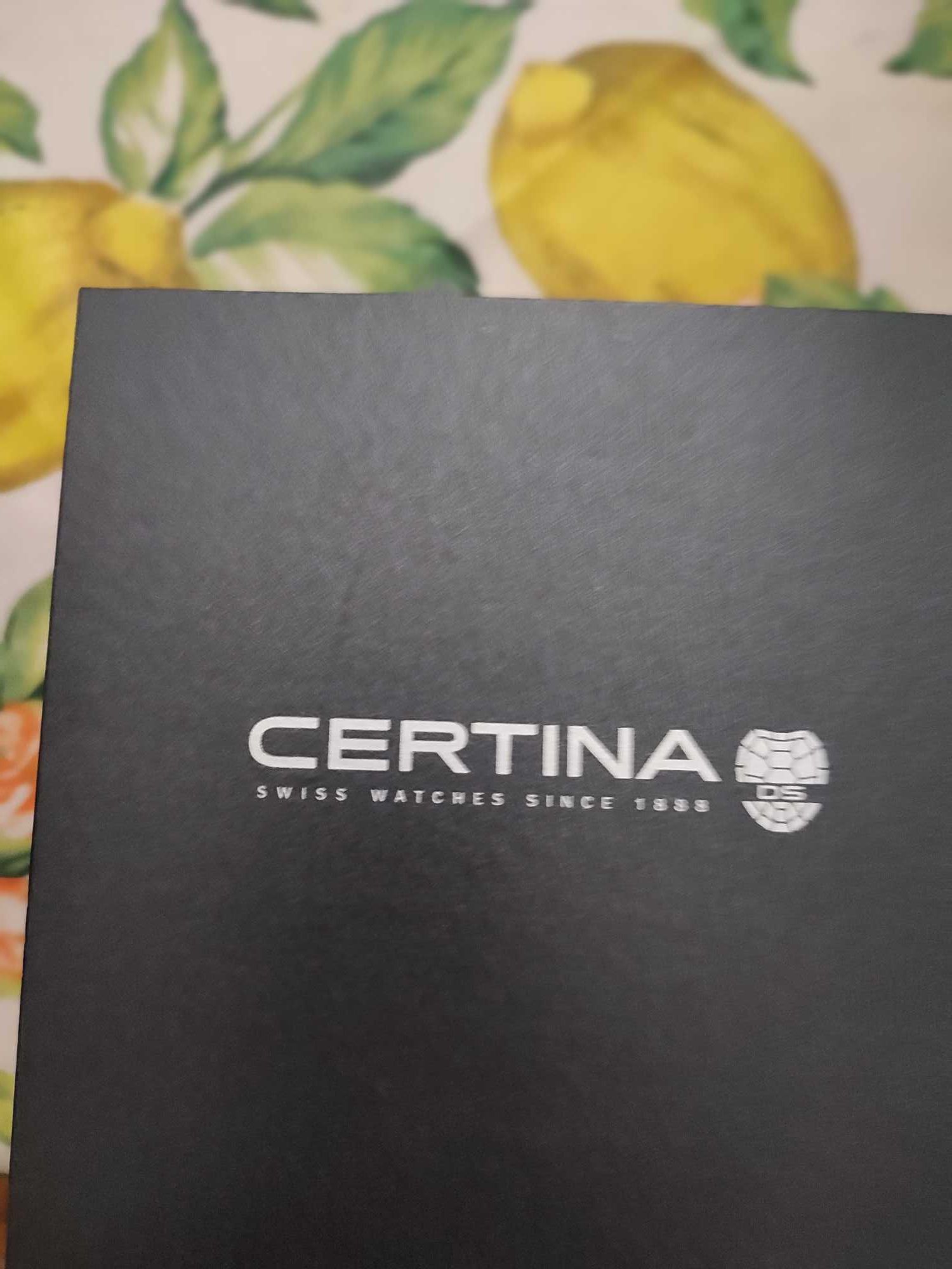 Кутия от часовник certina